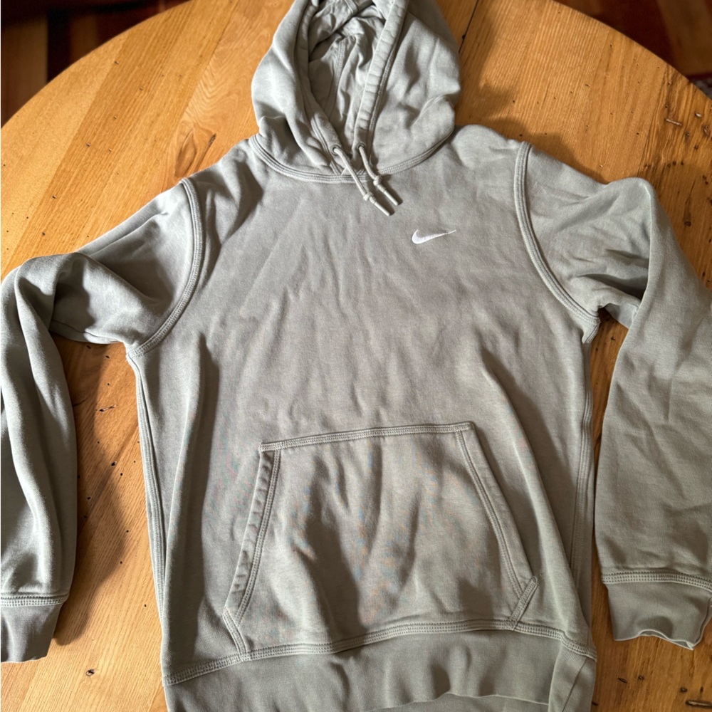 Nike sweatshirt Men’s S/M